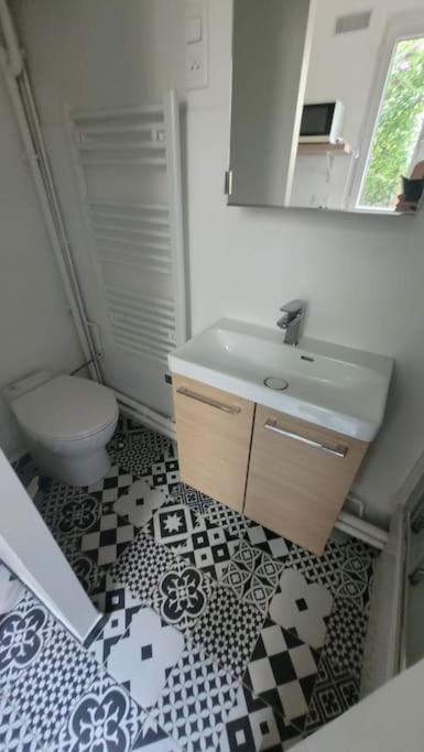 Maisonnette Avec Jardin Proche Paris Сен-Манде Экстерьер фото